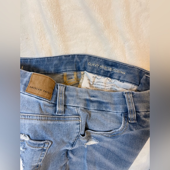 American Eagle Ripped Curvy High Rise Jegging Dream Jeans - Picture 4 of 5